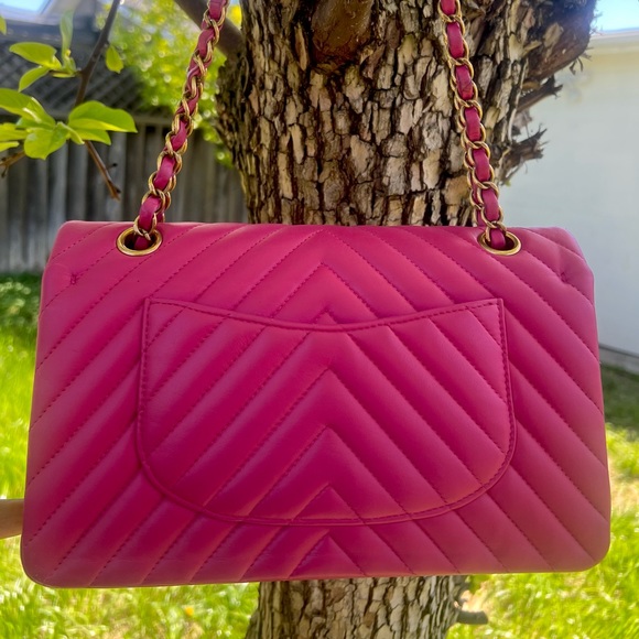 Chanel Chevron Double Flap Medium hot pink with gold hardware - Picture 6 of 11